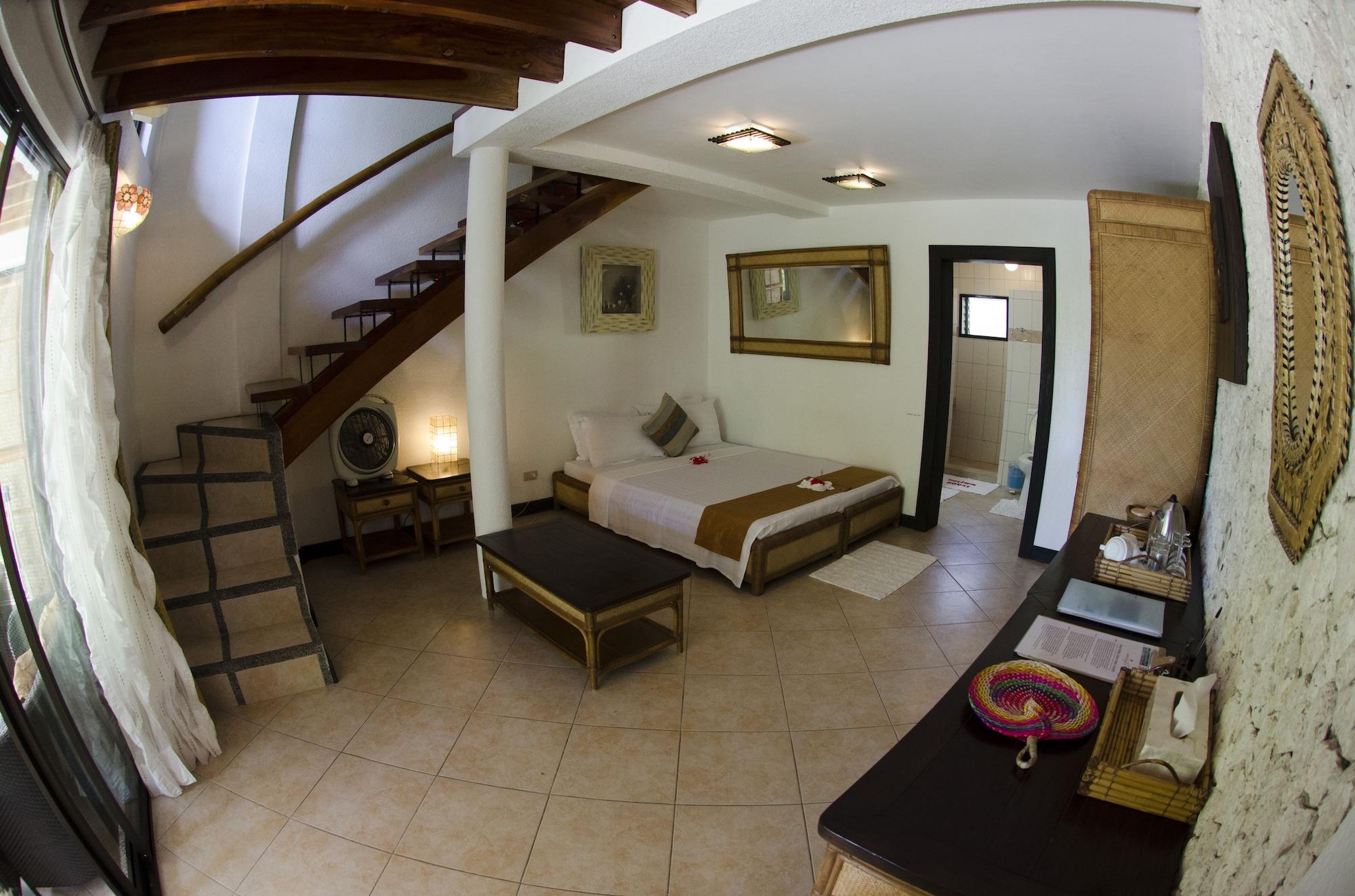Dolphin House Resort Moalboal Exterior photo
