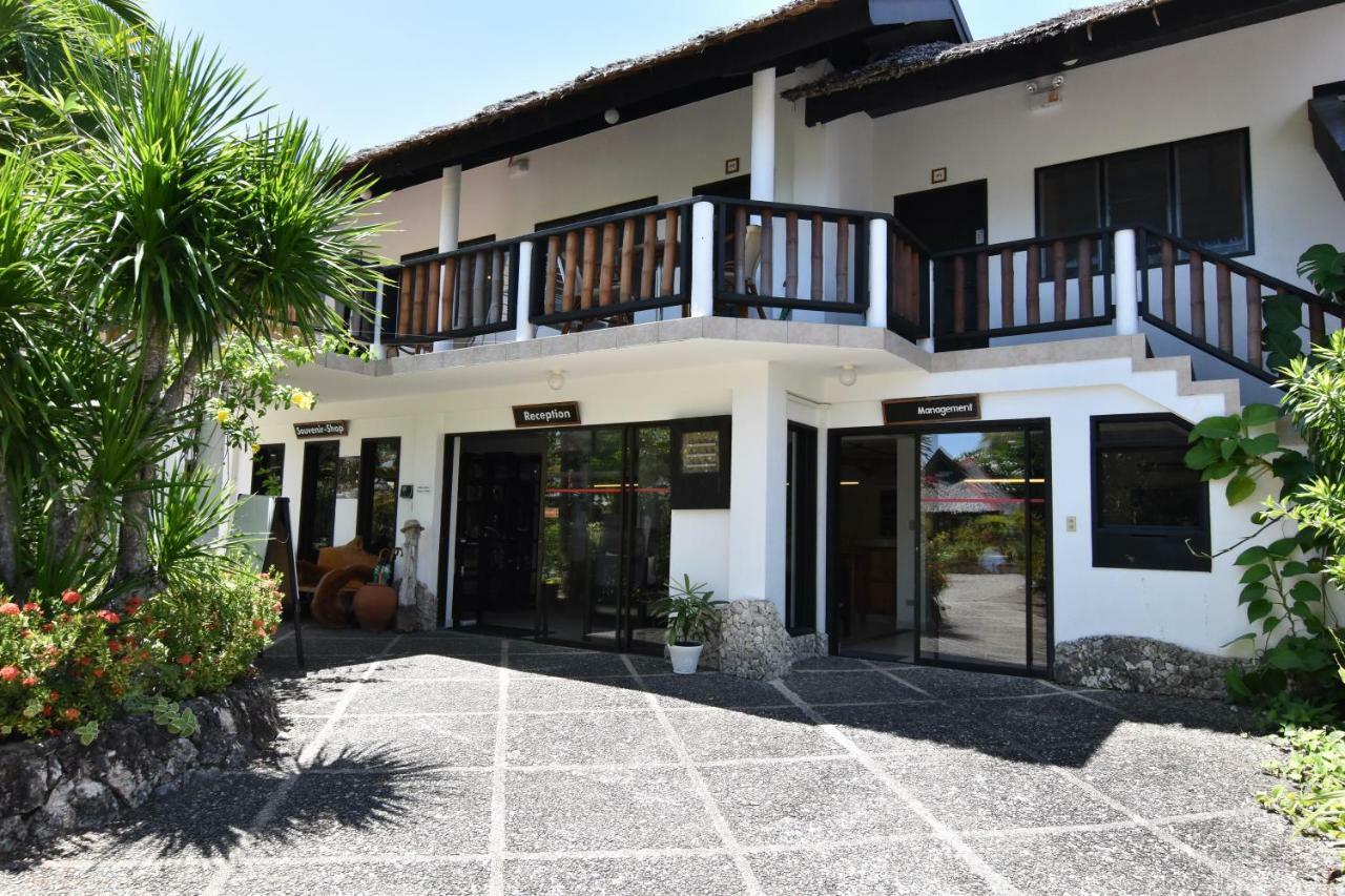 Dolphin House Resort Moalboal Exterior photo